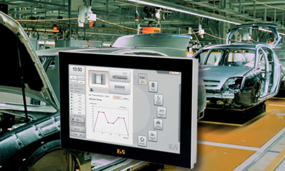 PCs in Industriepanel